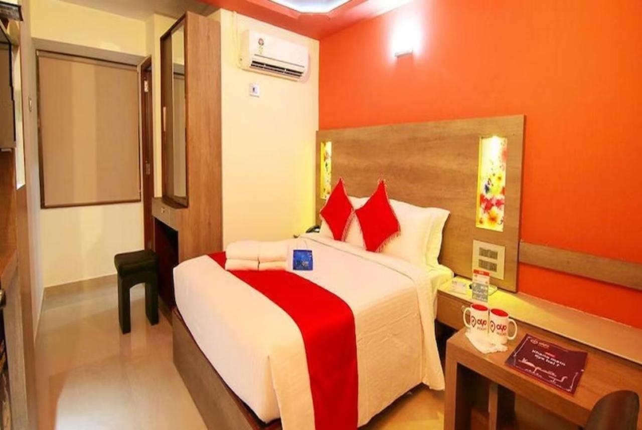Goroomgo New Ashiyana Palace Varanasi Exterior foto